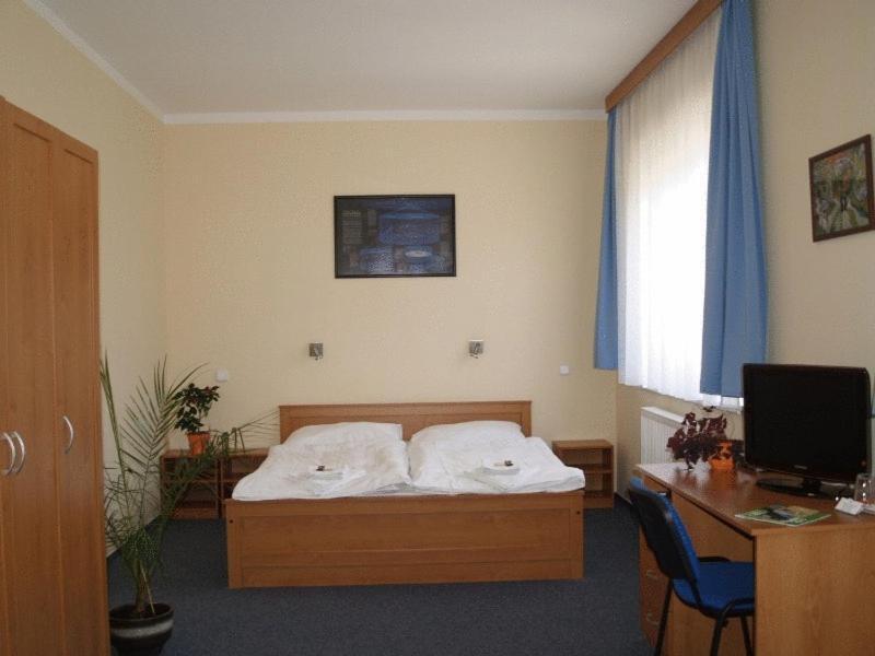 Parkhotel Terezin Extérieur photo