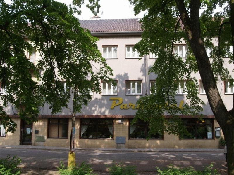 Parkhotel Terezin Extérieur photo